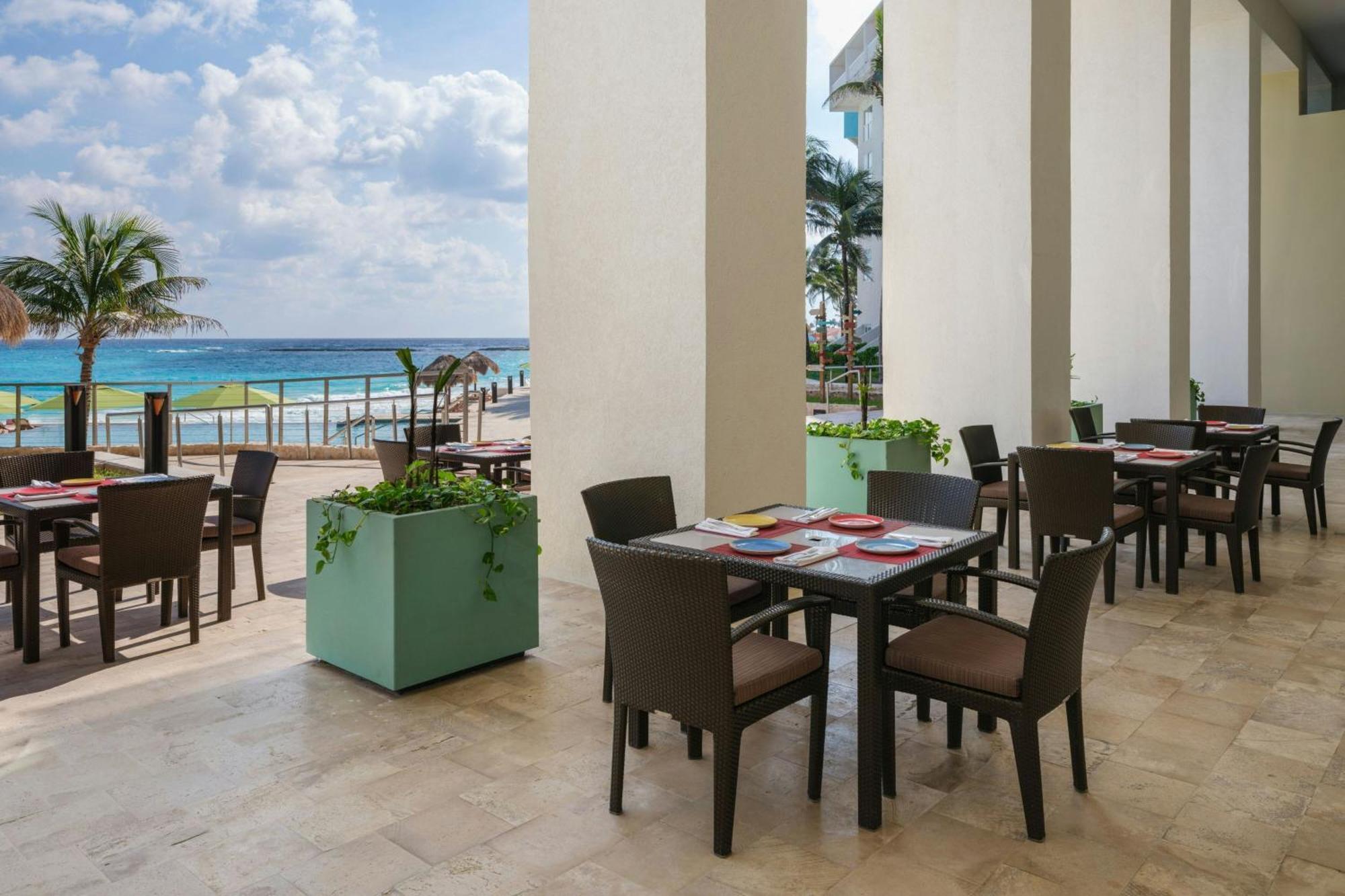 The Westin Resort & Spa Cancun Exterior photo