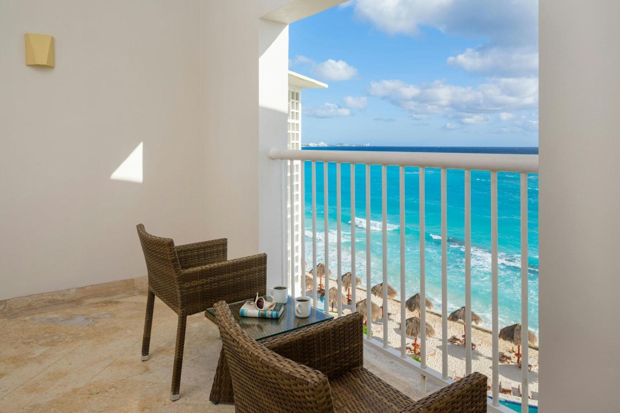 The Westin Resort & Spa Cancun Exterior photo