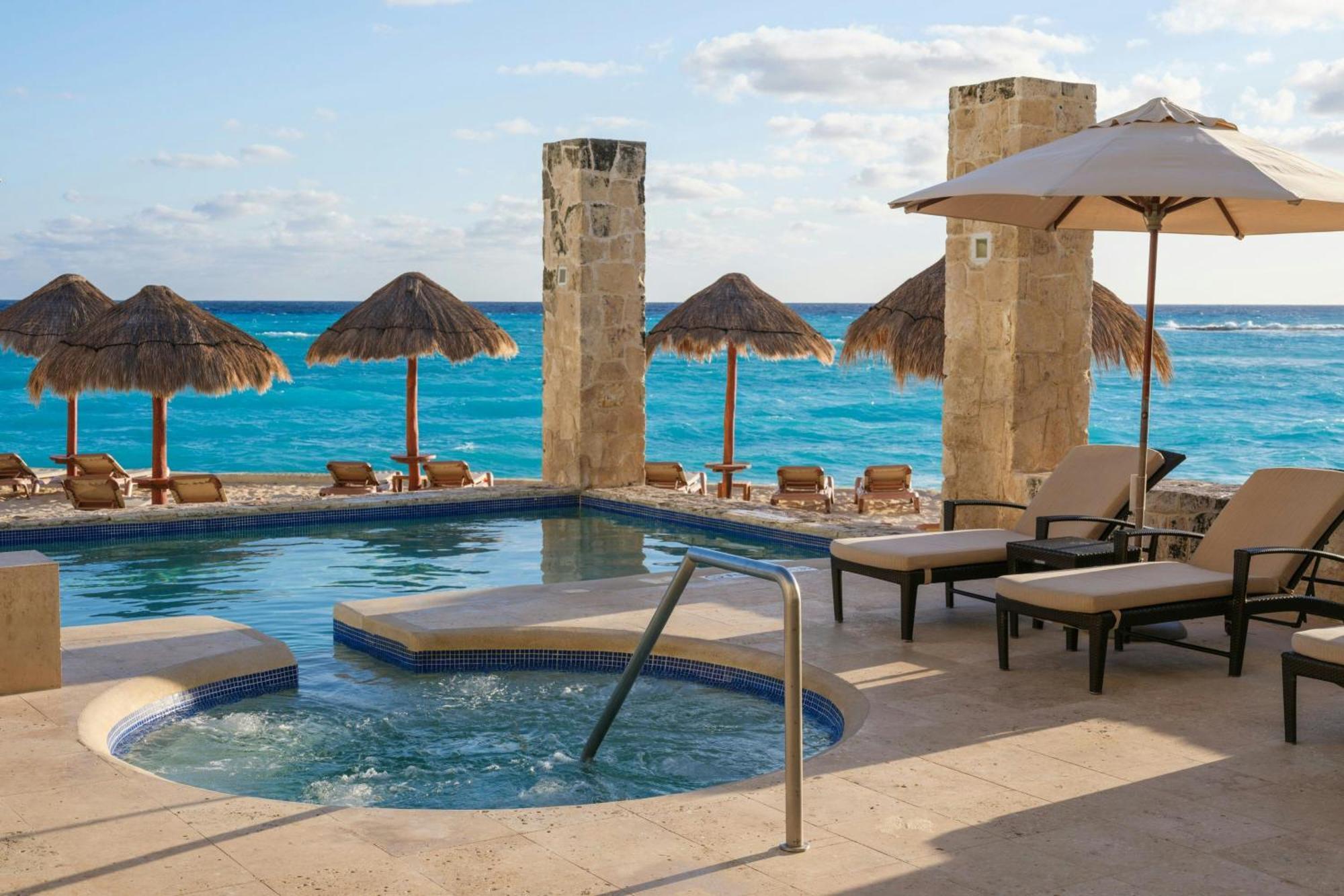 The Westin Resort & Spa Cancun Exterior photo