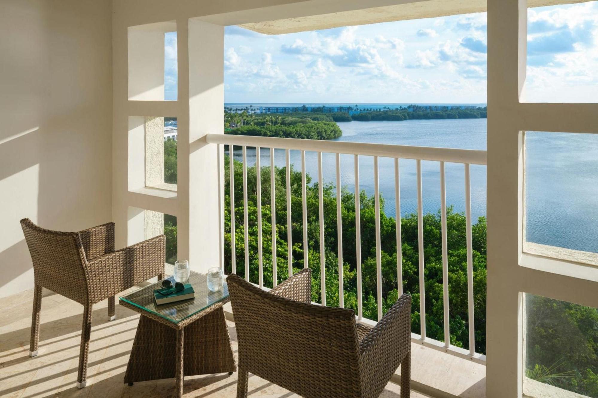 The Westin Resort & Spa Cancun Exterior photo